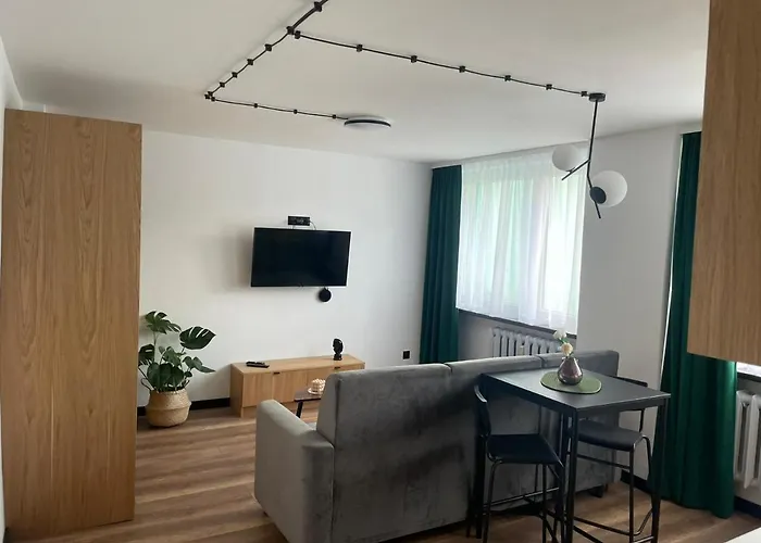 Nadrzeczna 14 * كارباش